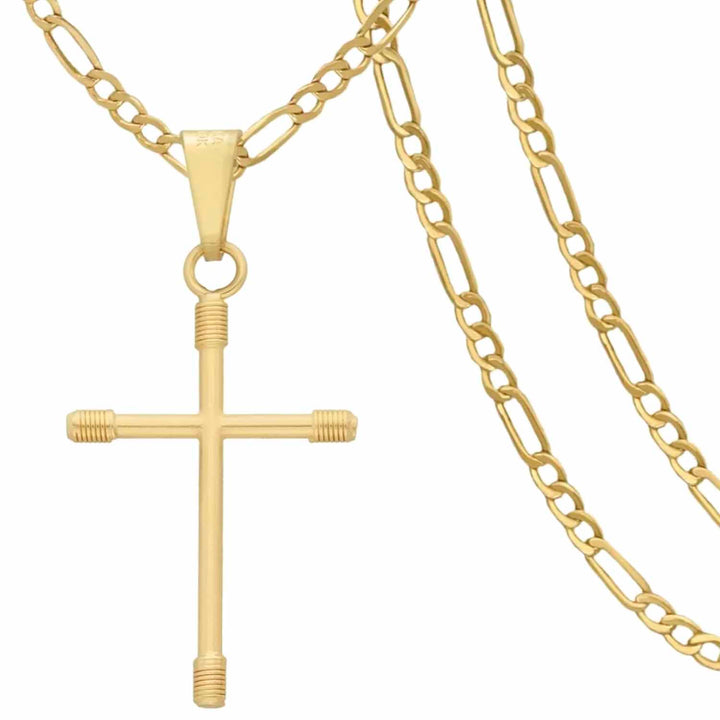 Esta imagen muestra un impresionante dije de cruz de oro 10k. La cruz brilla intensamente con un acabado pulido y está suspendida en una cadena barbada de 2.6 mm de oro italiano. Es una imagen de alta resolución, mostrando detalladamente la exquisita artesanía de la pieza.