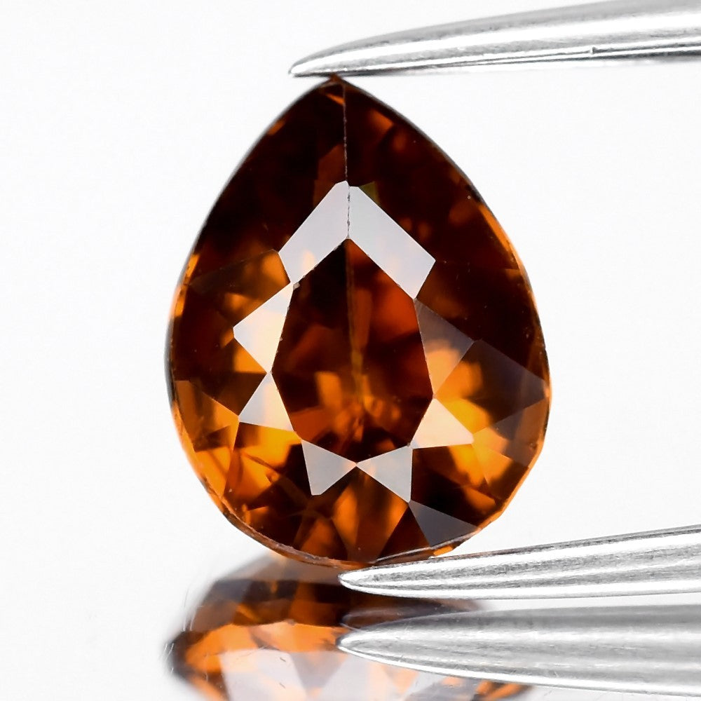 Zircon naranja natural 2.21ct corte pera de Tanzania, pieza única — Gold Shield
