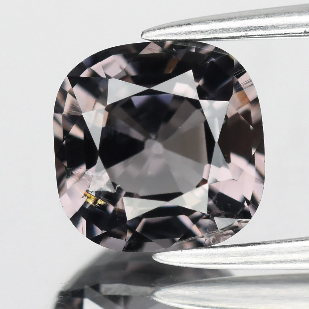 Espinela grisaceo purpura natural 1.43ct corte cushion de Myanmar, pieza única — Gold Shield