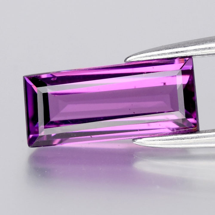 granate rhodolita purpura neon natural 1.08ct corte baguette, gema suelta Gold Shield joyería mexicana