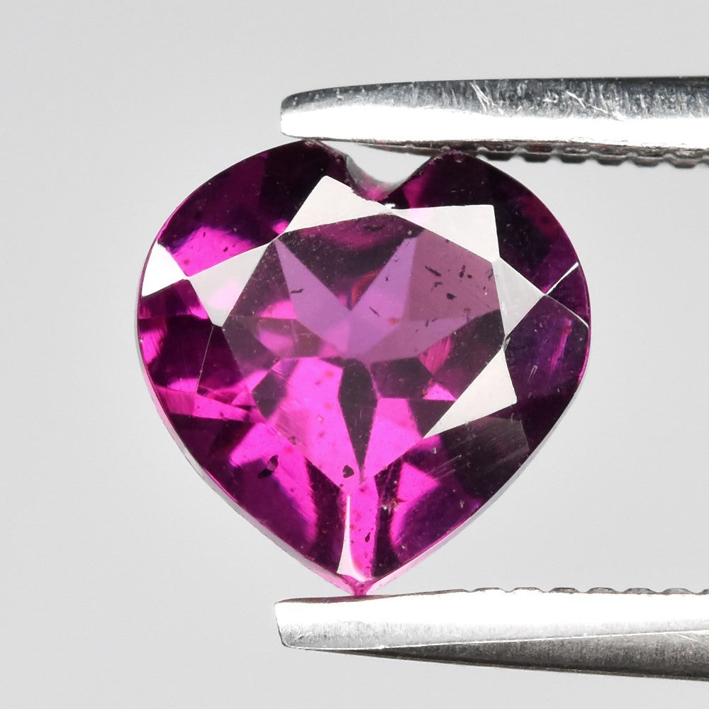 granate rhodolita rosa purpura natural 0.92ct corte corazon, gema suelta Gold Shield joyería mexicana