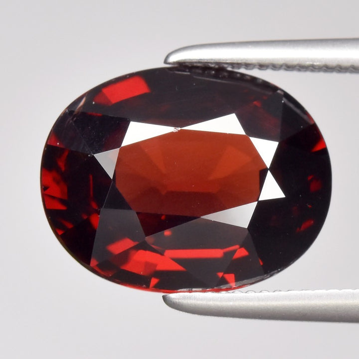granate rojizo naranja natural 3.85ct corte oval, gema suelta Gold Shield joyería mexicana
