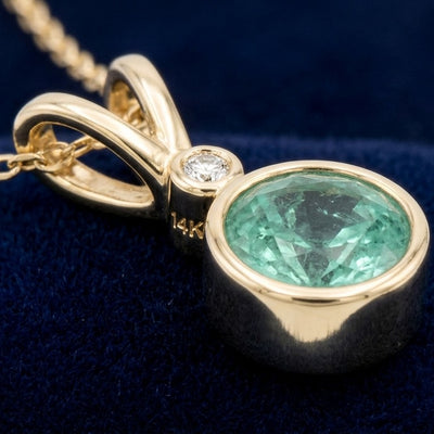 Esmeralda verde natural 1.8ct corte redondo — Dije Oro 14k | Gold Shield