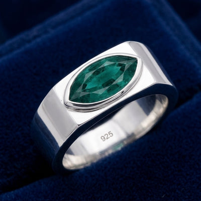 Esmeralda verde natural 2.2ct corte marquesa — Anillo Hombre Plata 925 | Gold Shield