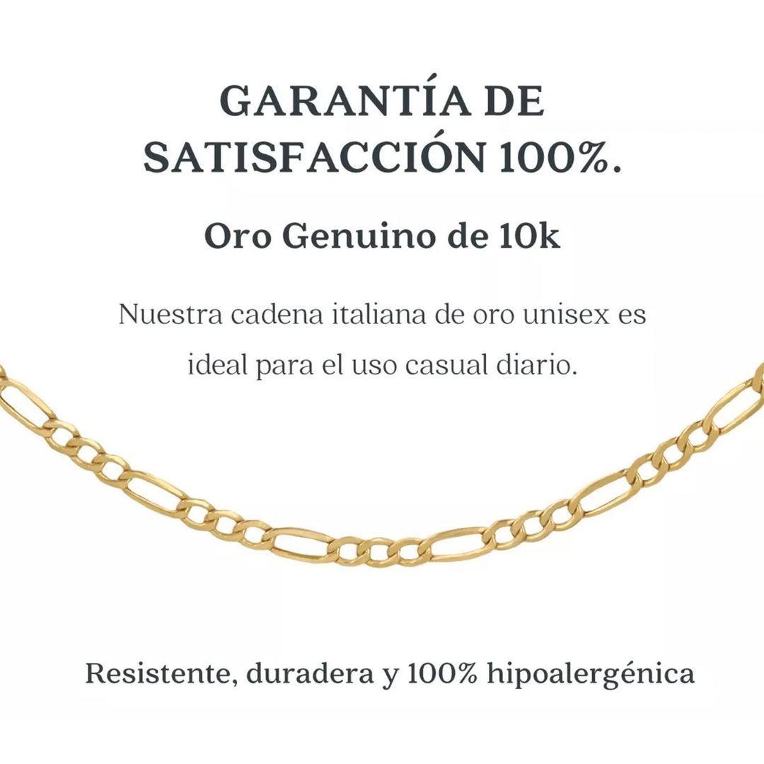 Captura detallada de la pulsera de oro de 10k kilates Figaro de 2.6mm, resaltando su textura y el patrón único de eslabones Figaro.