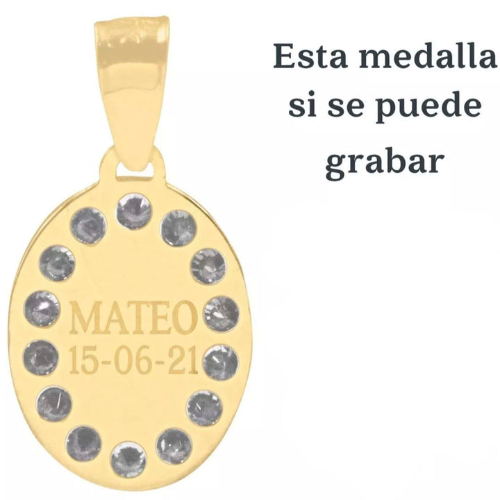 Parte posterior de la medalla de la Virgen de Guadalupe, se puede grabar