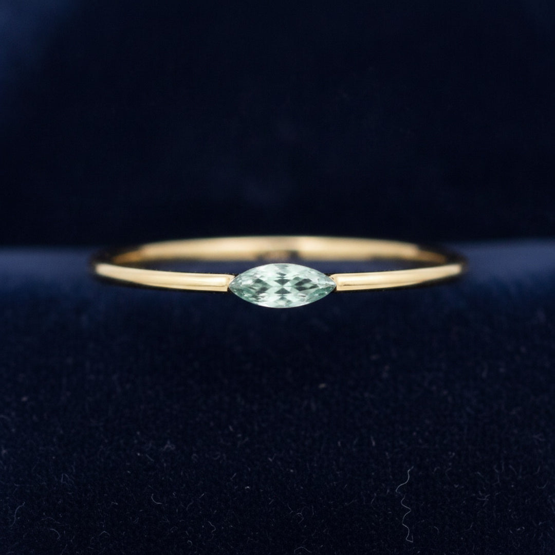 anillo oro 14k con alexandrita verde natural 0.39ct corte marquesa, joyería mexicana Gold Shield