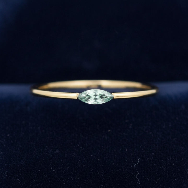 anillo oro 14k con alexandrita verde natural 0.39ct corte marquesa, joyería mexicana Gold Shield