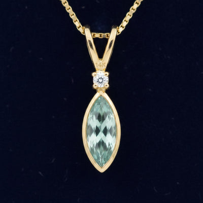 dije oro 14k con alexandrita verde natural 0.39ct corte marquesa, joyería mexicana Gold Shield