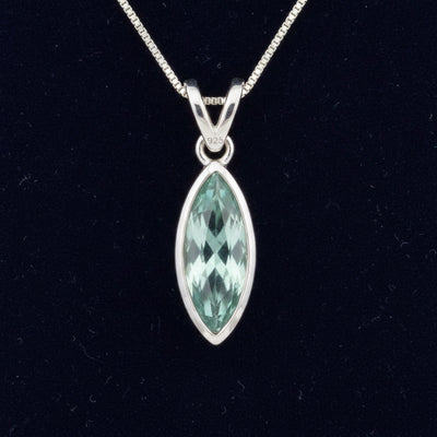 dije plata 925 con alexandrita verde natural 0.39ct corte marquesa, joyería mexicana Gold Shield