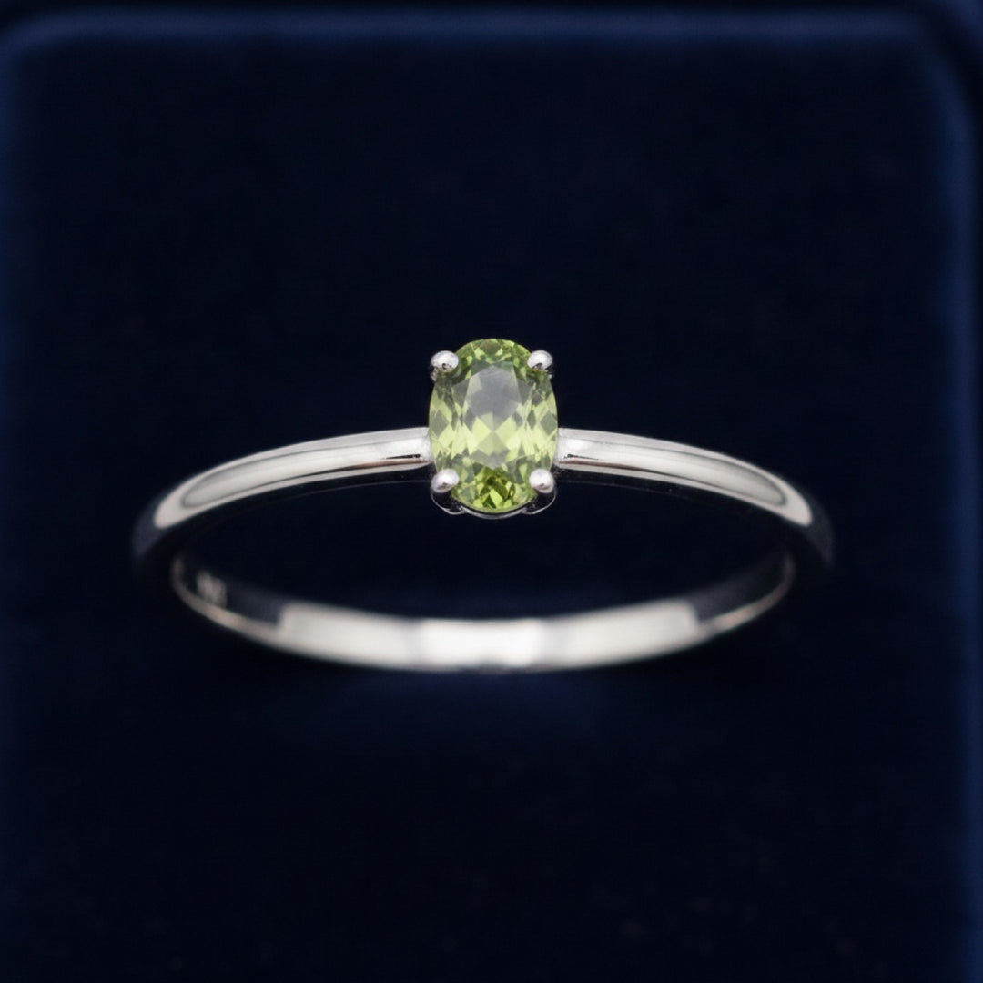 anillo plata 925 con alexandrita verde natural 0.40ct corte oval, joyería mexicana Gold Shield