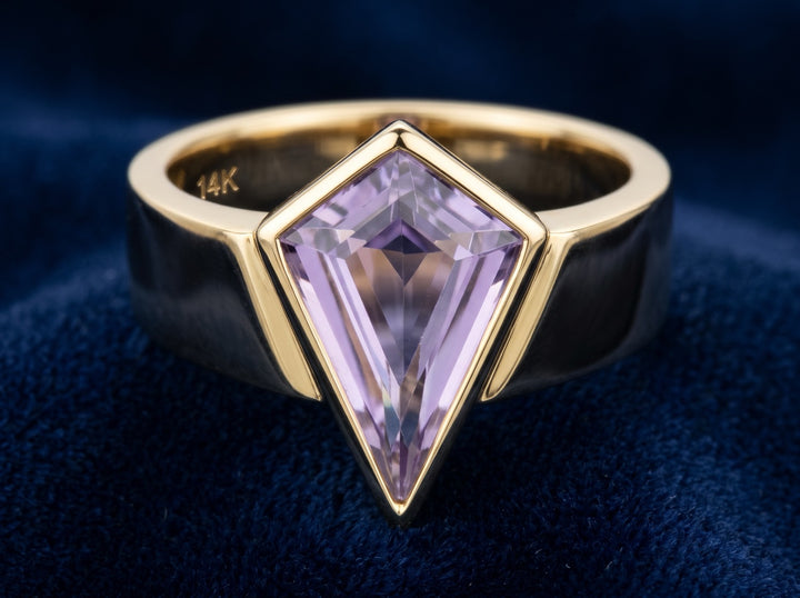 anillo de hombre de oro 14k con amatista púrpura natural 2.11ct corte kite, joyería mexicana Gold Shield