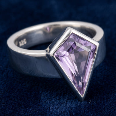 anillo de hombre de plata 925 con amatista púrpura natural 2.11ct corte kite, joyería mexicana Gold Shield