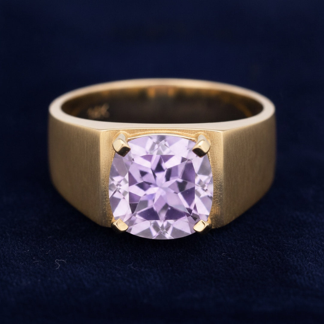anillo de hombre de oro 14k con amatista purpura natural 3.11ct corte cojin, joyería mexicana Gold Shield