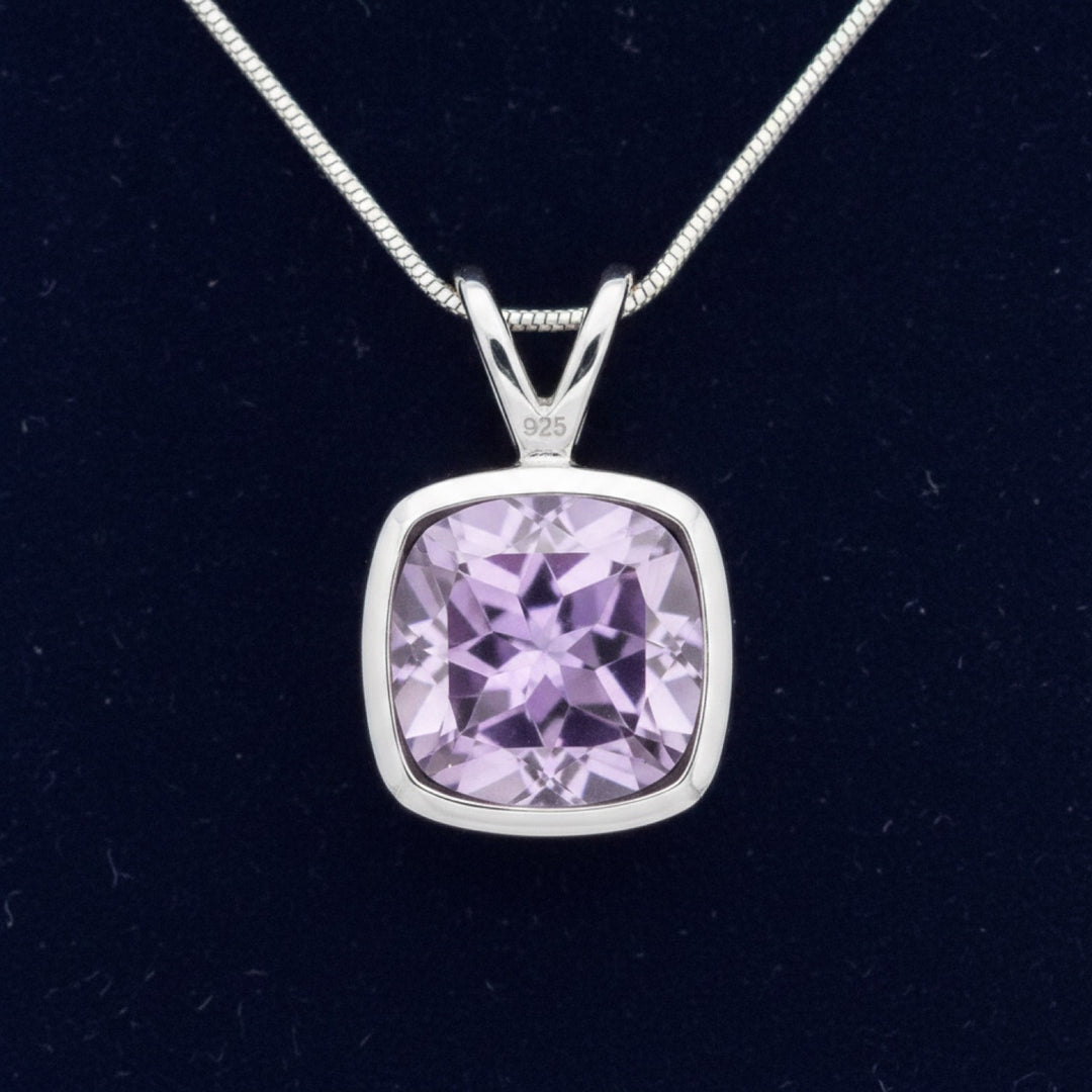 dije plata 925 con amatista purpura natural 3.11ct corte cojin, joyería mexicana Gold Shield