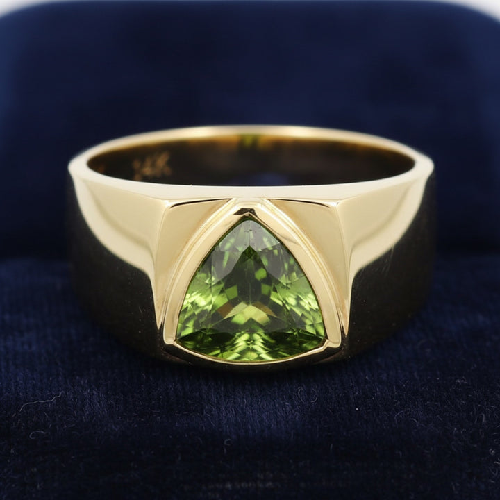 Anillo Hombre Oro 14k con Zafiro Verde 0.93ct, joyería mexicana Gold Shield - PREVENTA