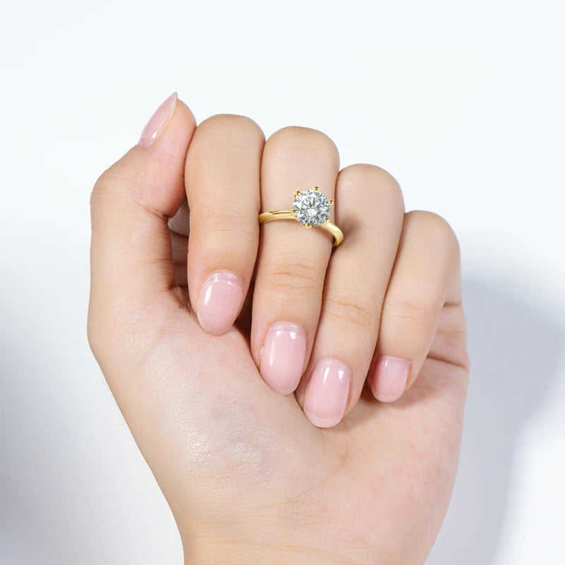 Anillo dorado de moissanita color D con montura de seis puntas, oro vermeil 14k