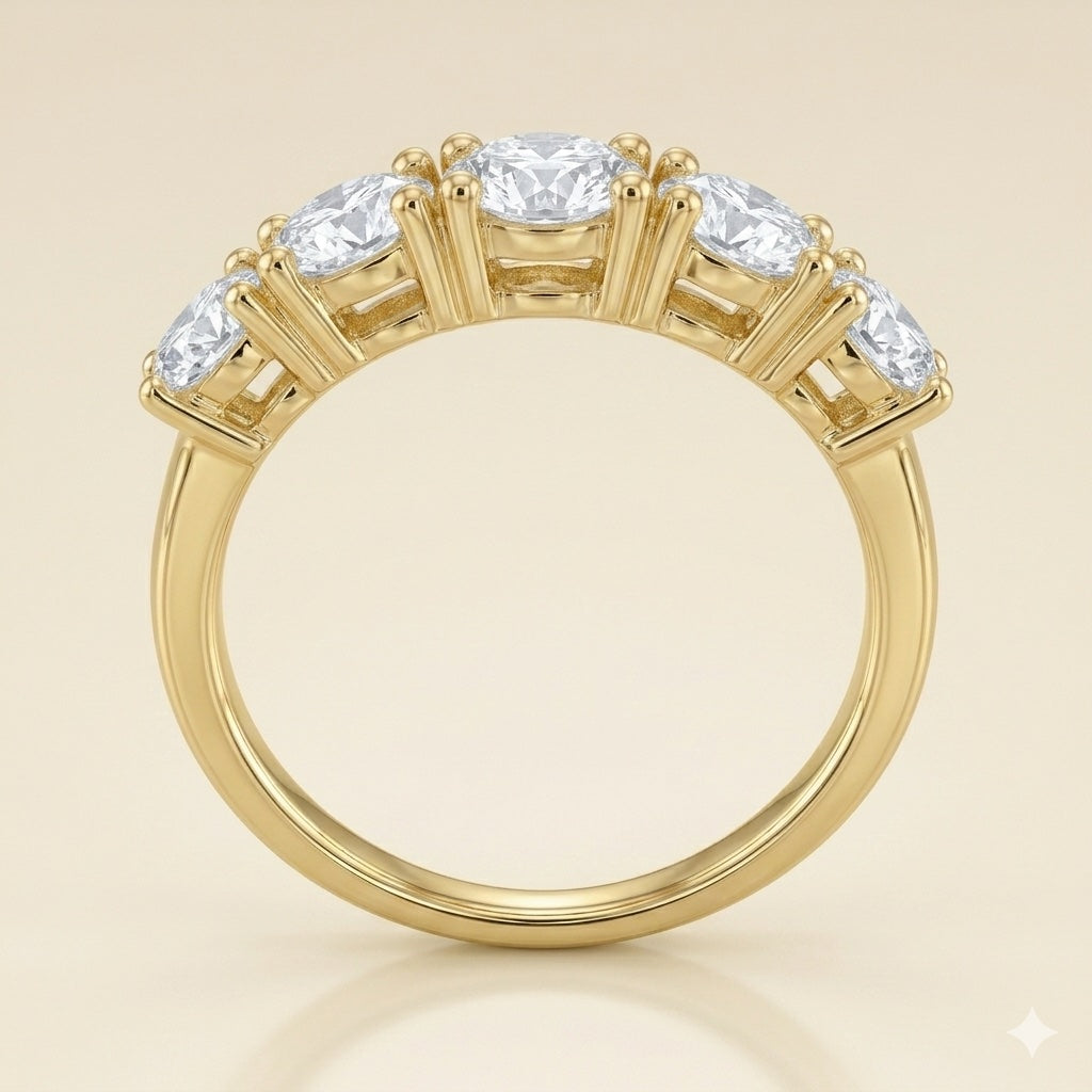 Anillo media eternidad oro 14k con diamantes blancos brillantes - lateral - Gold Shield
