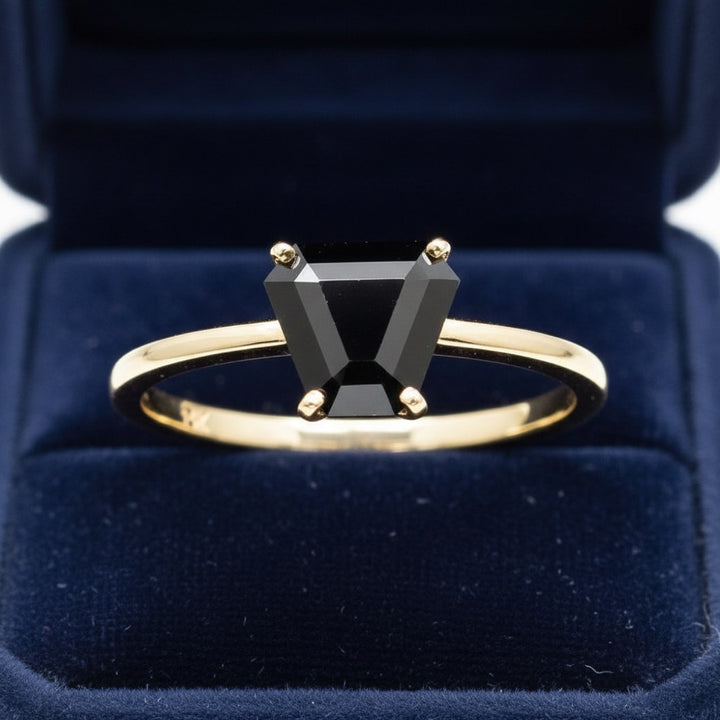 Anillo Oro 14k con Espinela Sin Tratar Tanzania 4.8ct - Pieza Ún, joyería mexicana Gold Shield