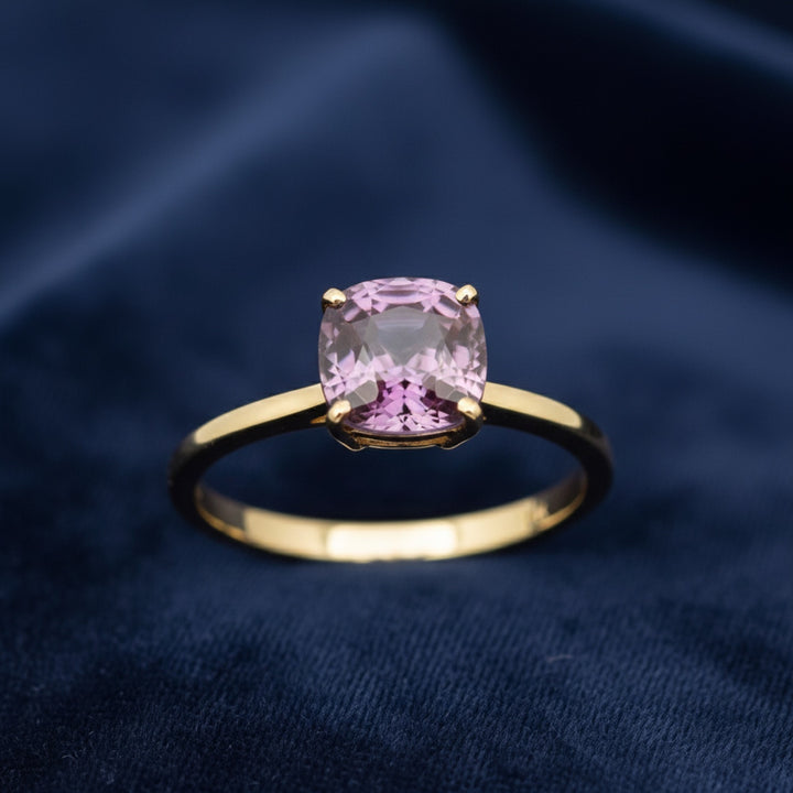 Anillo Oro 14k con Espinela Purpura 0.61ct, joyería mexicana Gold Shield - PREVENTA