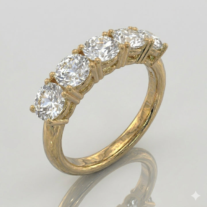 Anillo media eternidad oro 14k con moissanita brillante - perspectiva - Gold Shield