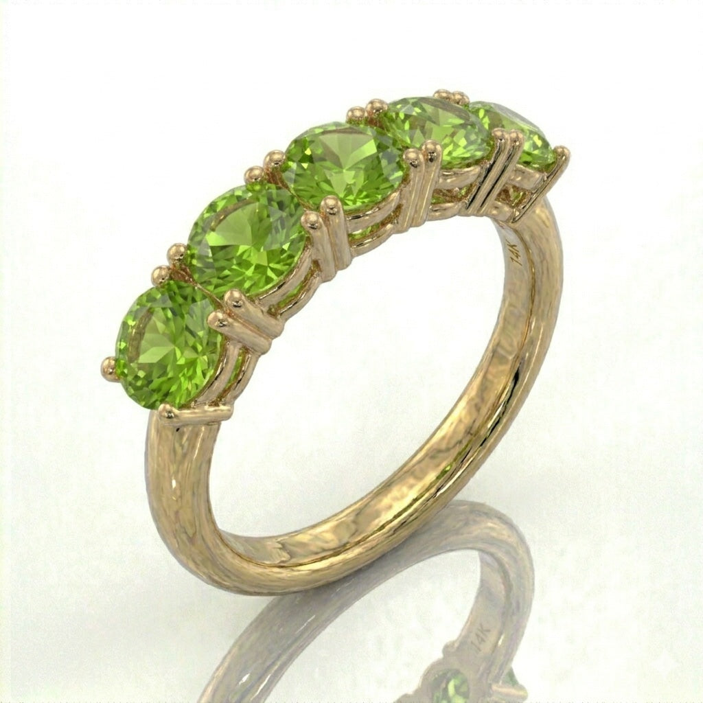Anillo media eternidad oro 14k con peridotos verdes - detalle - Gold Shield