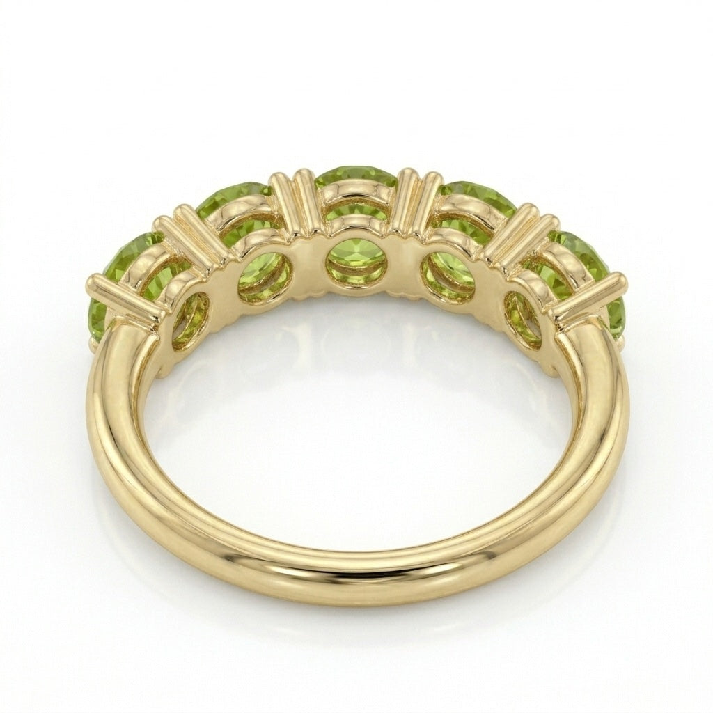 Anillo media eternidad oro 14k con peridotos verdes - lateral - Gold Shield