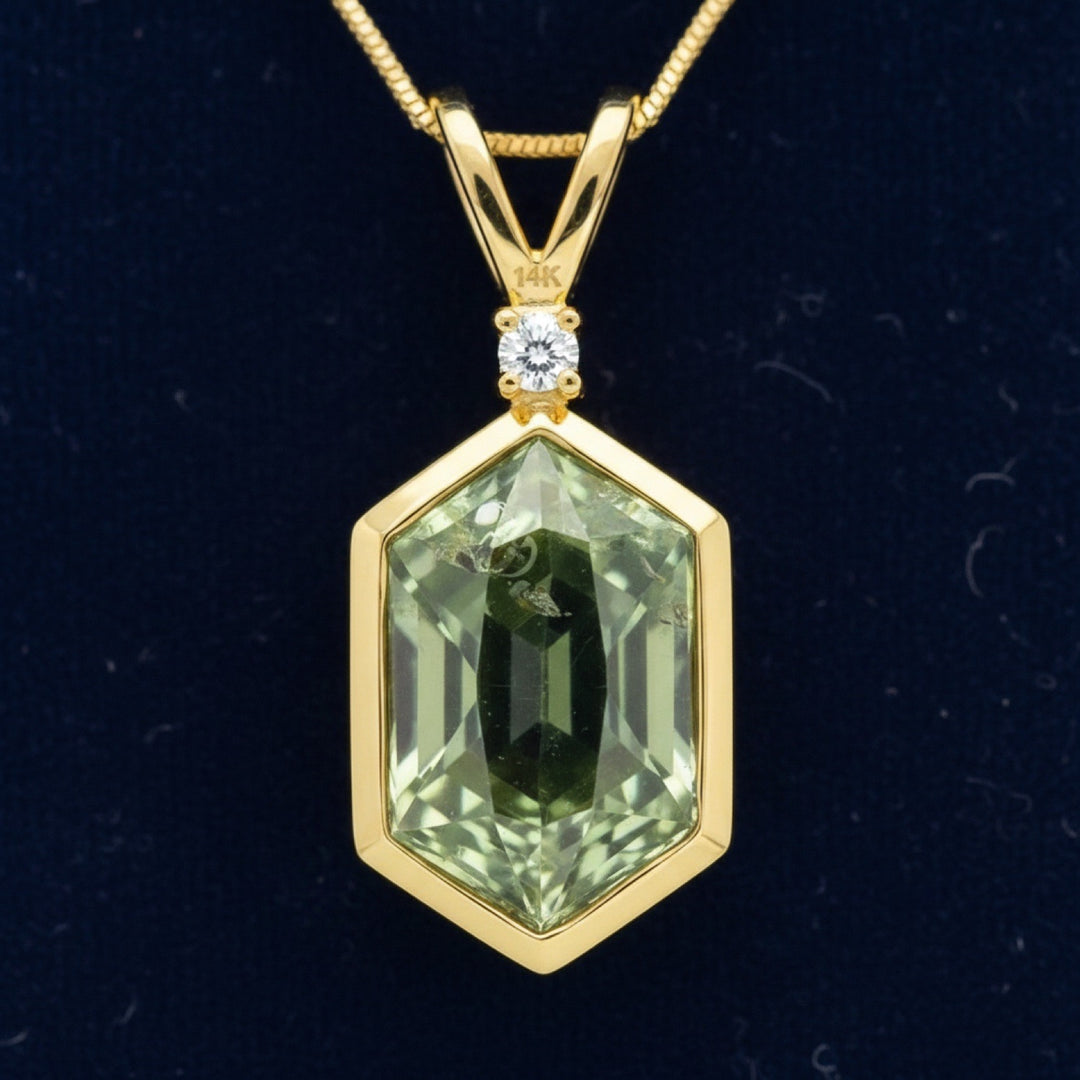 Dije Oro 14k con Zafiro Verde Sin Tratar Australia 0.71ct - Pi, joyería mexicana Gold Shield
