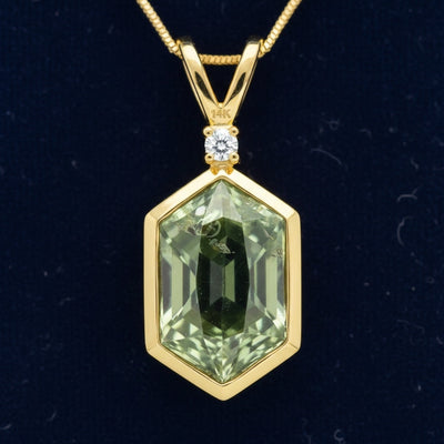 Dije Oro 14k con Zafiro Verde Sin Tratar Australia 0.71ct - Pi, joyería mexicana Gold Shield