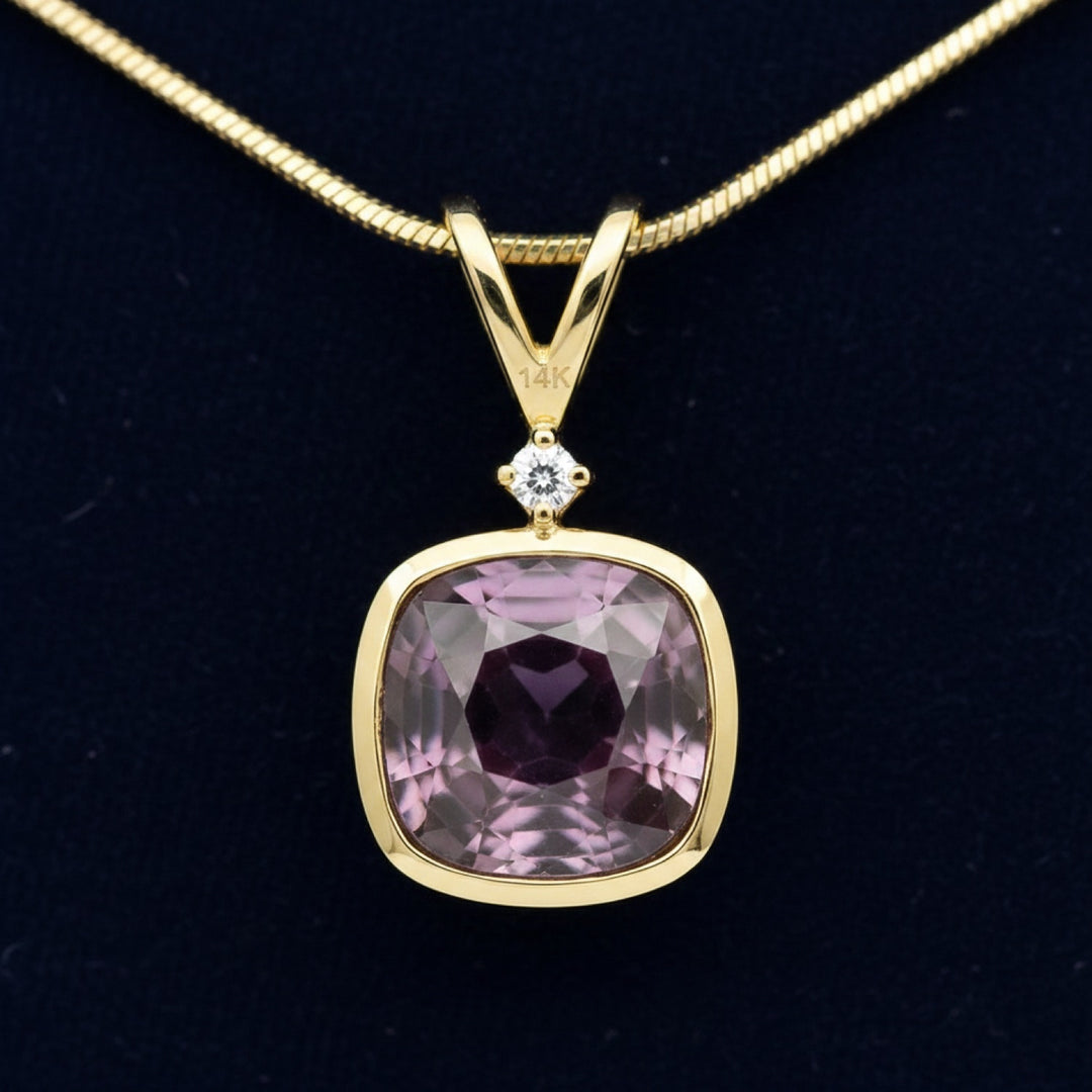 Dije Oro 14k con Espinela Purpura 0.61ct, joyería mexicana Gold Shield - PREVENTA