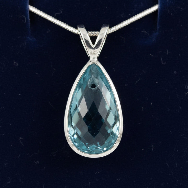 Dije Plata 925 con Zircon Azul Briolette Camboya 2.24ct - Pieza , joyería mexicana Gold Shield