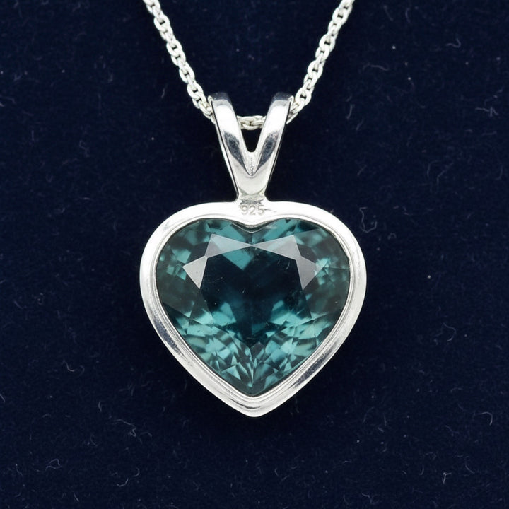 Dije Plata 925 con Zafiro Corazón Sin Tratar Madagascar 0.83ct -, joyería mexicana Gold Shield