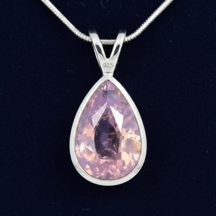 Dije Plata 925 con Zafiro Rosa Sin Tratar Tanzania 0.38ct - Piez, joyería mexicana Gold Shield