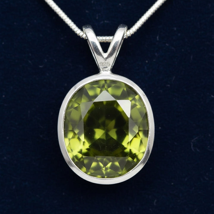 Dije Plata 925 con Turmalina Verde 0.87ct, joyería mexicana Gold Shield - PREVENTA