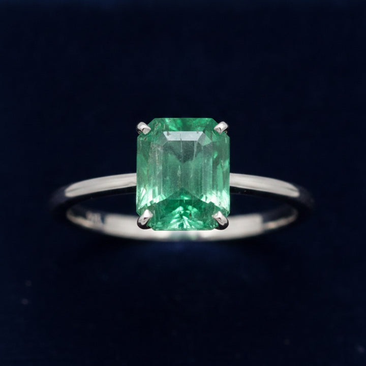 anillo plata 925 con esmeralda verde natural 3.13ct corte octagono, joyería mexicana Gold Shield