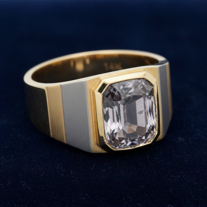 anillo de hombre de oro 14k con espinela violeta gris natural 1.43ct corte cushion de Myanmar, joyería mexicana Gold Shield