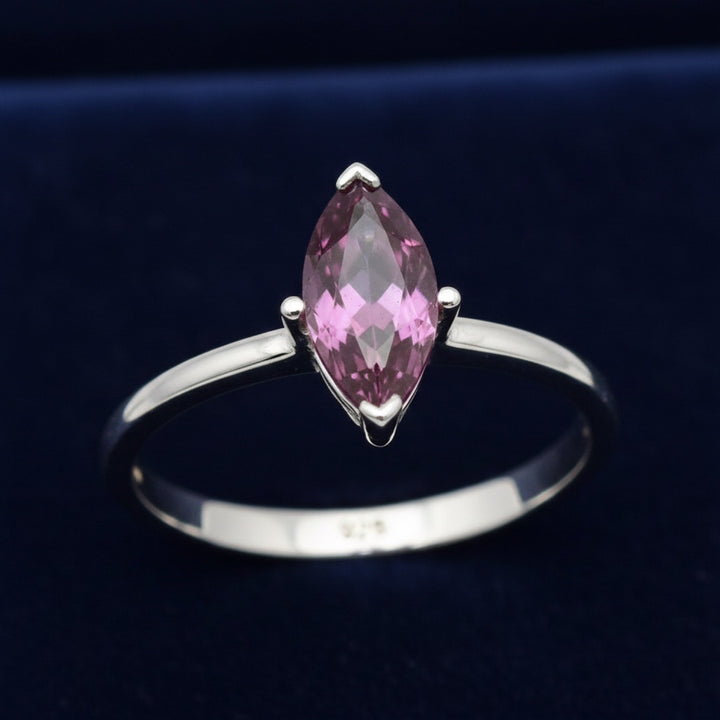 anillo de plata 925 con granate rhodolita purpureo rosa natural 0.88ct corte marquesa de Tanzania, joyería mexicana Gold Shie