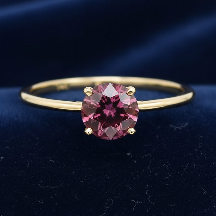 anillo de oro 14k con granate rhodolita purpureo rosa natural 1.29ct corte redonda de Africa, joyería mexicana Gold Shield