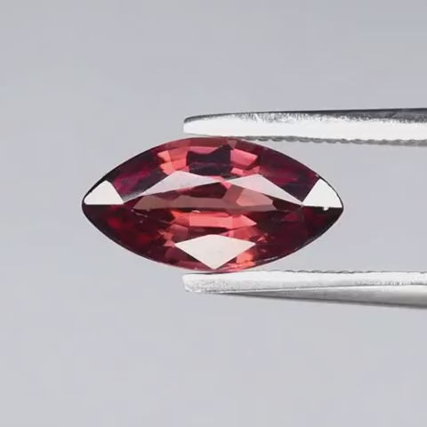 Video GS-GEM-098 - Gold Shield gema natural