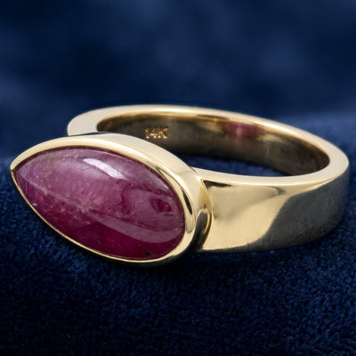 anillo de hombre de oro 14k con rubí rojo púrpura natural 6.35ct corte pera cabujón, joyería mexicana Gold Shield