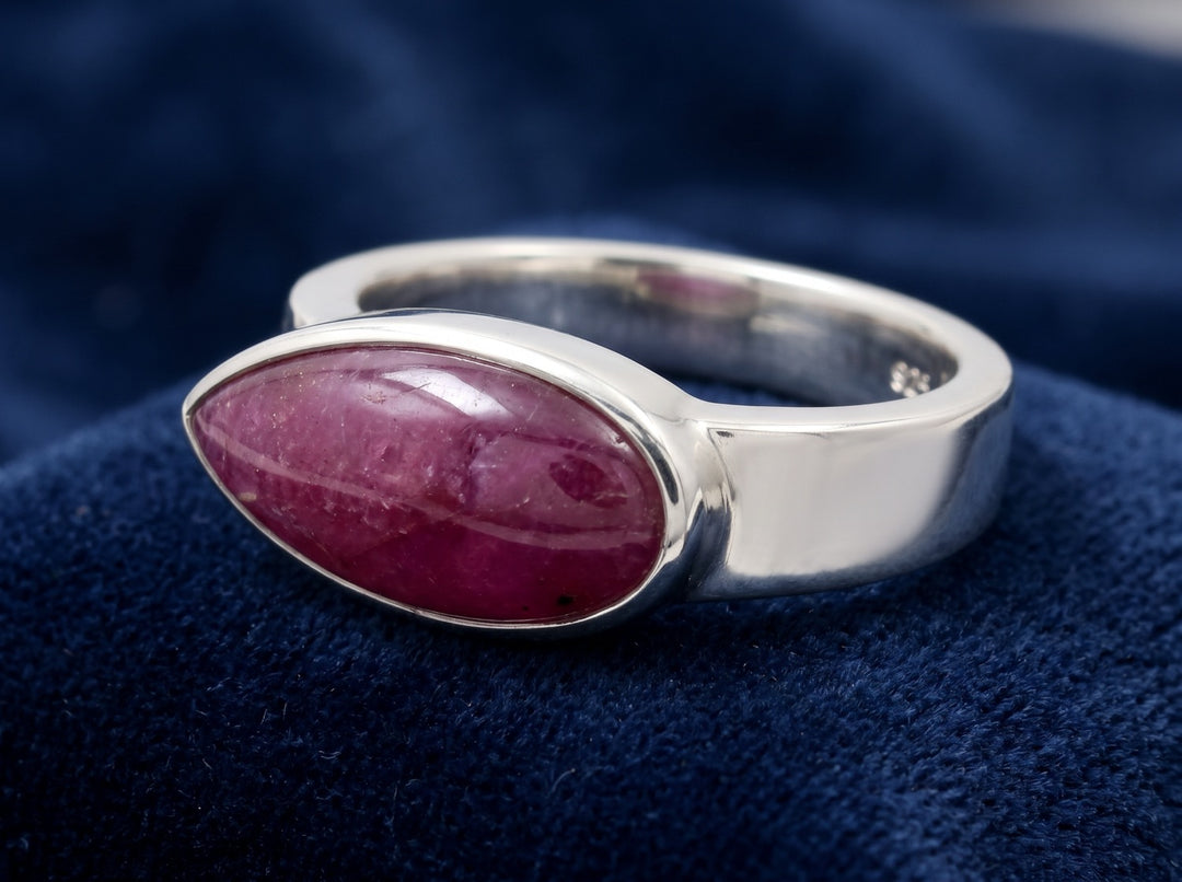 anillo de hombre de plata 925 con rubí rojo púrpura natural 6.35ct corte pera cabujón, joyería mexicana Gold Shield