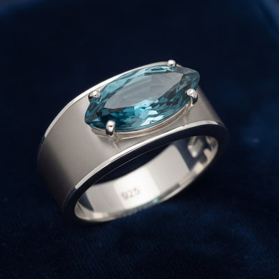 anillo de hombre de plata 925 con topacio london blue natural 0.89ct corte marquesa de Brasil, joyería mexicana Gold Shield