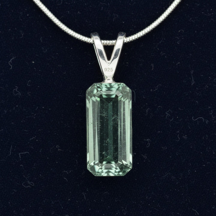 dije plata 925 con turmalina verde natural 1.20ct, joyería mexicana Gold Shield