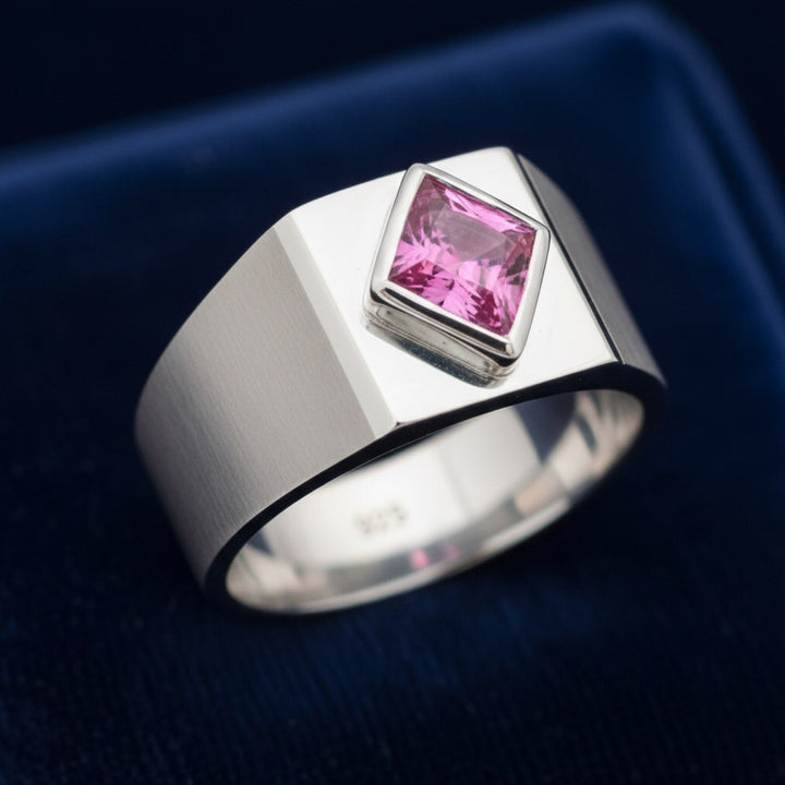 anillo de hombre de plata 925 con zafiro rosa rosa natural 0.72ct corte kite (rombo) de Tanzania, joyería mexicana Gold Shiel