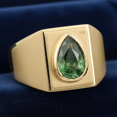 anillo de hombre de oro 14k con zafiro verde natural 0.89ct corte pera, joyería mexicana Gold Shield