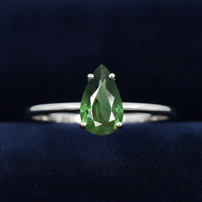 anillo plata 925 con zafiro verde natural 0.89ct corte pera, joyería mexicana Gold Shield