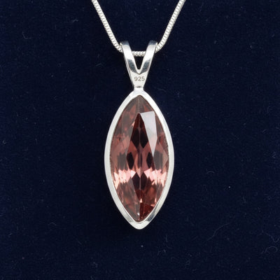 dije plata 925 con zircon champagne rosado natural 1.35ct corte marquesa, joyería mexicana Gold Shield