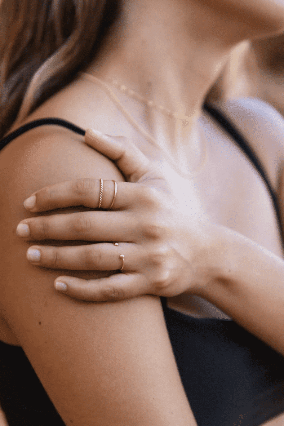 Anillo liso para mujer oro 10 kilates GOLD SHIELD